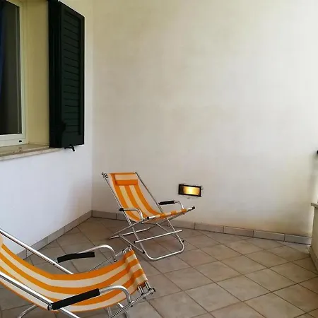 Casa Vacanze Delfina A Otranto, Salento 6 Posti *